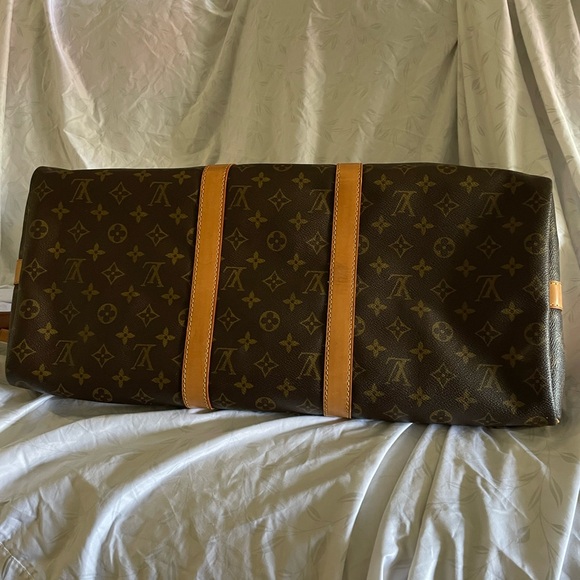 Louis Vuitton: Keepall Bandoulière 50 Travel Bag - Picture 6 of 8